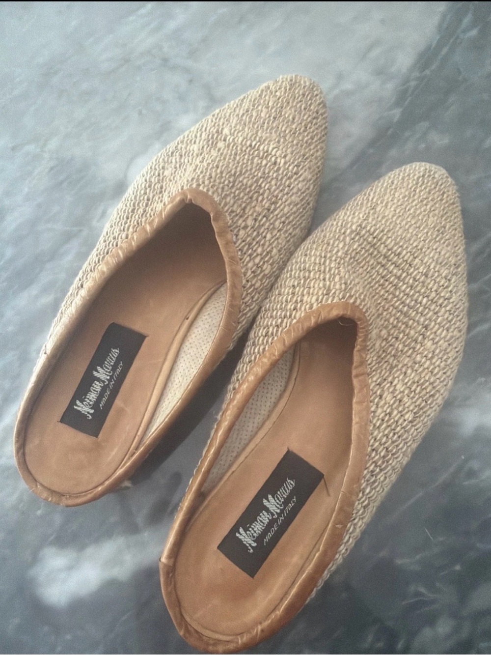 Neiman Marcus vintage Natural Woven Pointed-Toe Flats 7.5